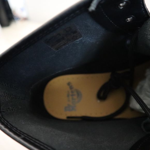 Dr. Martens Men 11 Women 12 Black 101 YS Smooth Leather Lace-Up Ankle Boots - Picture 9 of 12